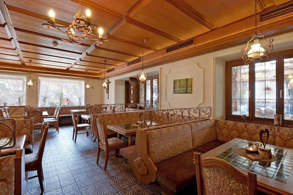 Hotel Restaurant Gradlwirt Niederndorf  Exterior foto