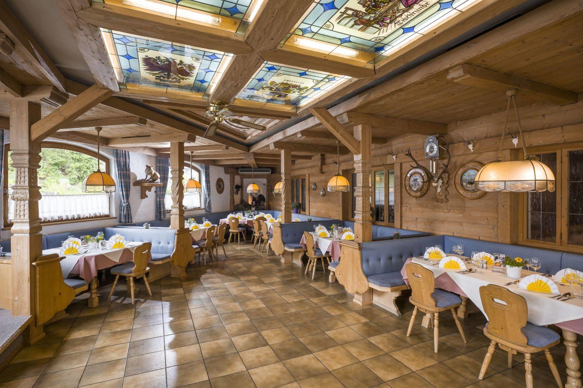 Hotel Restaurant Gradlwirt Niederndorf  Exterior foto