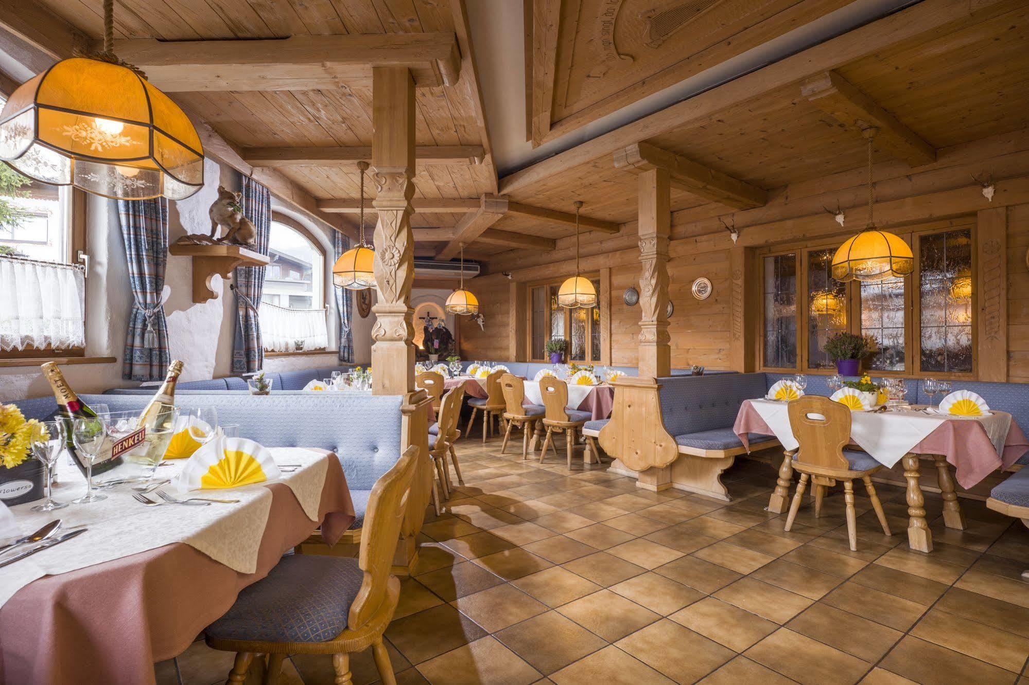 Hotel Restaurant Gradlwirt Niederndorf  Exterior foto